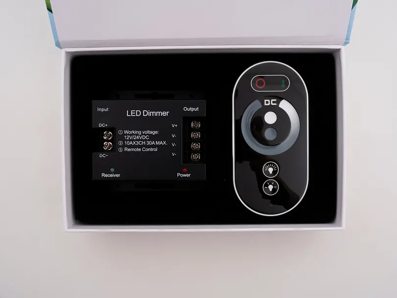 Контроллер одноцветный с пультом Т3 RF 30A (3*10А)  сенсорный ПДУ,  LEDS POWER