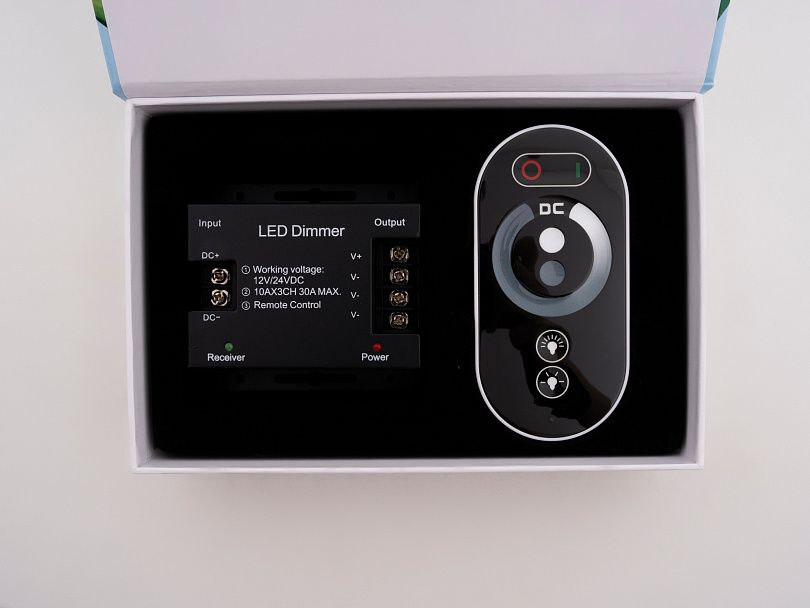 Контроллер одноцветный с пультом Т3 RF 30A (3*10А)  сенсорный ПДУ,  LEDS POWER